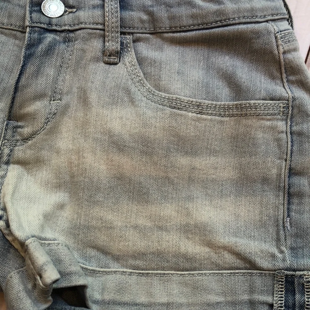 Levis rolled cuffs